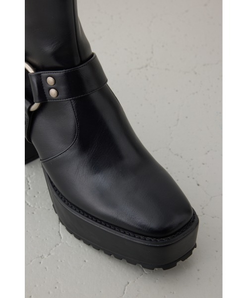 AZUL by moussy(アズールバイマウジー)の「エンジニアプラットフォームショートブーツ 靴(ブーツ・レディース・ブラック/ブラウン・SMALL/MEDIUM/LARGE)」の11枚目の写真