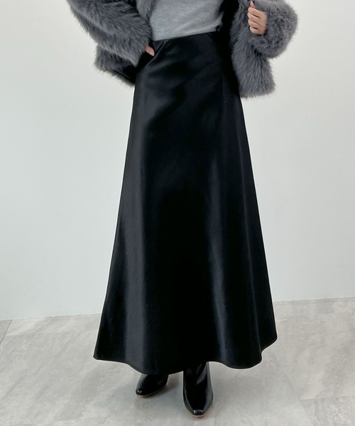 Futier land（フューティアランド）の「厚地サテンスカート（スカート・レディース・アイボリー/ブラック/ブラウン・MEDIUM/LARGE）」の3枚目の写真