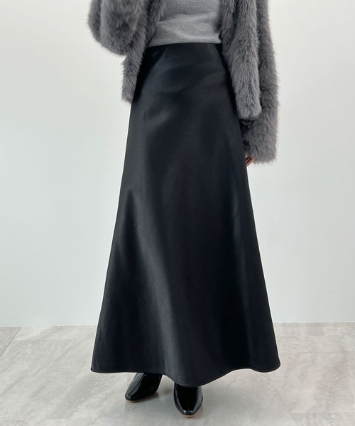 Futier land（フューティアランド）の「厚地サテンスカート（スカート・レディース・アイボリー/ブラック/ブラウン・MEDIUM/LARGE）」の4枚目の写真