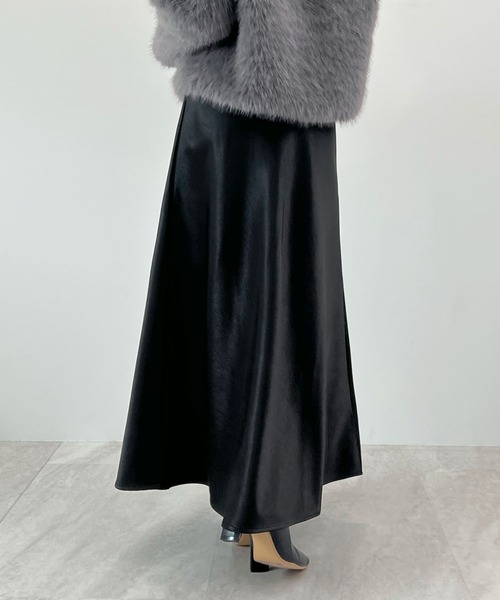 Futier land（フューティアランド）の「厚地サテンスカート（スカート・レディース・アイボリー/ブラック/ブラウン・MEDIUM/LARGE）」の6枚目の写真