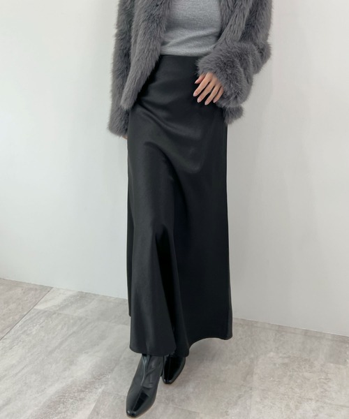 Futier land（フューティアランド）の「厚地サテンスカート（スカート・レディース・アイボリー/ブラック/ブラウン・MEDIUM/LARGE）」の8枚目の写真