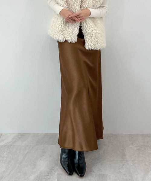 Futier land（フューティアランド）の「厚地サテンスカート（スカート・レディース・アイボリー/ブラック/ブラウン・MEDIUM/LARGE）」の10枚目の写真