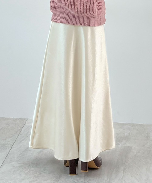 Futier land（フューティアランド）の「厚地サテンスカート（スカート・レディース・アイボリー/ブラック/ブラウン・MEDIUM/LARGE）」の18枚目の写真