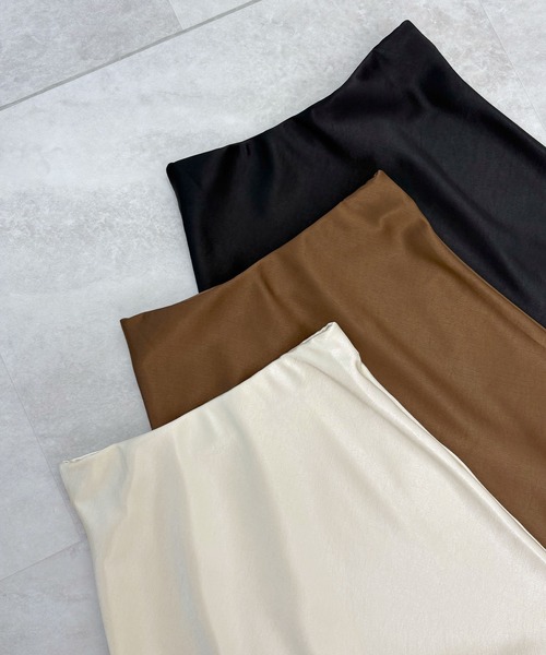 Futier land（フューティアランド）の「厚地サテンスカート（スカート・レディース・アイボリー/ブラック/ブラウン・MEDIUM/LARGE）」の22枚目の写真