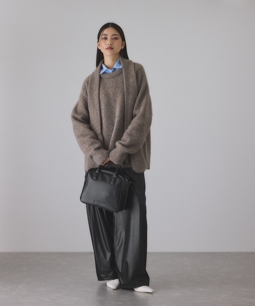 ADAM ET ROPE'（アダムエロペ）の「【サステナブル】ロゴボストンバッグ（ボストンバッグ・レディース・シルバー/ブラック・FREE）」の5枚目の写真