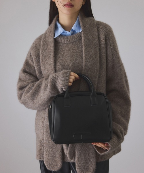 ADAM ET ROPE'（アダムエロペ）の「【サステナブル】ロゴボストンバッグ（ボストンバッグ・レディース・シルバー/ブラック・FREE）」の9枚目の写真