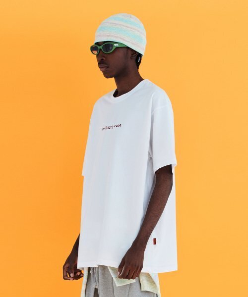 UNALLOYED（アナロイド）の「ロゴリフTシャツ / ホワイト（Tシャツ/カットソー・メンズ・その他・MEDIUM/SMALL/LARGE）」の2枚目の写真