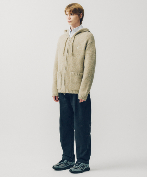 YALE(イェール)の「ヘアリーニットフードジップアップ_グレージュ(ニット/セーター・レディース・その他・SMALL/MEDIUM/LARGE/X-LARGE)」の10枚目の写真
