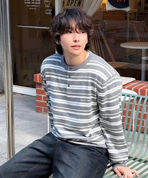 WMC（ダブリューエムシー）の「マルチストライプヘンリーネックニット_GREY（ニット/セーター）」