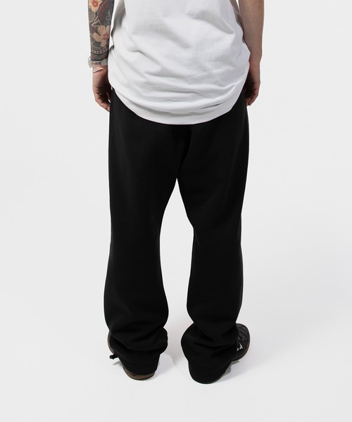 FOG ESSENTIALS（エフオージーエッセンシャルズ）の「ESSENTIALS Relaxed Fleece Sweatpant　エッセンシャルズ（スウェットパンツ・メンズ・ブラック系その他・MEDIUM/LARGE/SMALL）」の8枚目の写真