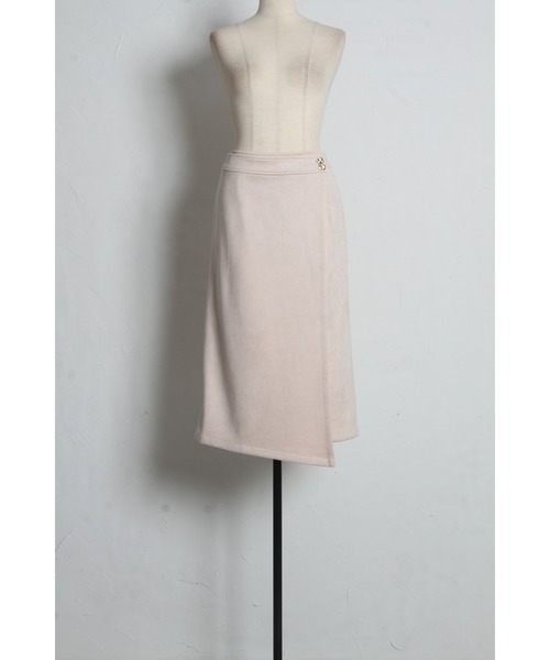 tocco closet(トッコ クローゼット)の「変形飾り釦付きスエードラップ風タイトスカート(スカート・レディース・ラベンダー/グレイッシュベージュ/ピンクベージュ・M)」の20枚目の写真