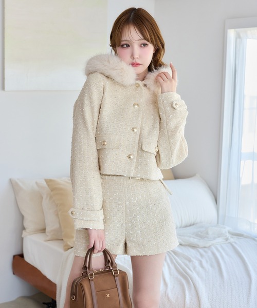 one after another NICE CLAUP(ワンアフターアナザーナイスクラップ)の「フェイクファー付きツイードジャケット(ブルゾン・レディース・アイボリー/ブラック/イエロー・FREE)」の16枚目の写真