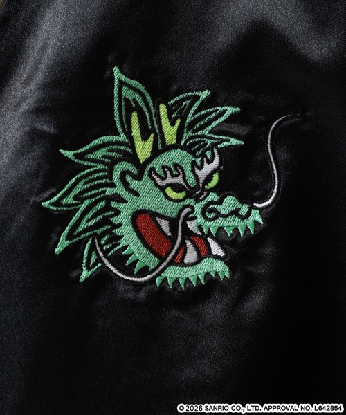 sanrio(サンリオ)の「サンリオキャラクターズ刺繍スカジャン(スカジャン・レディース・ブラック×レッド/ブラック×シルバー/ブラック×カーキ・M/L/LL)」の20枚目の写真