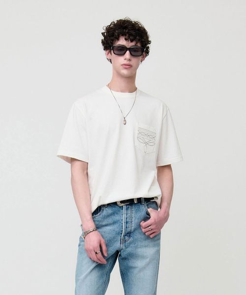 MEN IN JUNGLE(マンインジャングル)の「ウェスタンメダリオンステッチポケットTシャツ -オフホワイト(Tシャツ/カットソー・メンズ・その他・LARGE/X-LARGE)」の1枚目の写真