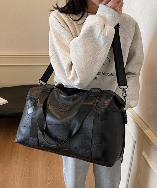 FREE STYLISTS(フリー スタイリスト)の「Y2K 合成皮革 大容量トラベルバッグ ボストンバッグ(ショルダーバッグ・レディース・ブラック/ブラウン・FREE)」の7枚目の写真