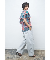 maarook（マルーク）の「ストレッチカラーデニムバレルシルエット大人パンツ（その他パンツ）」