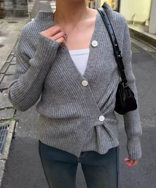 mebole(メボレ)の「Cross Waist Slim Knit Top(ニット/セーター・レディース・アイボリー/グレー・FREE)」の6枚目の写真