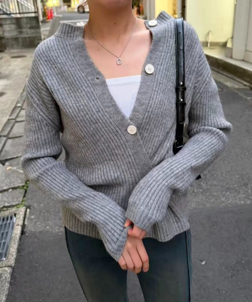 mebole(メボレ)の「Cross Waist Slim Knit Top(ニット/セーター・レディース・アイボリー/グレー・FREE)」の4枚目の写真