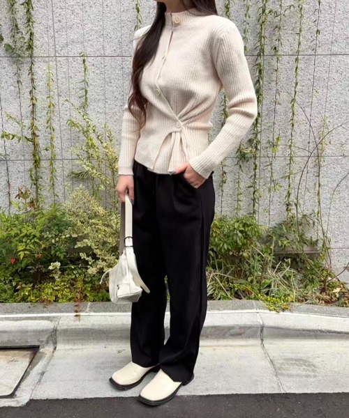 mebole(メボレ)の「Cross Waist Slim Knit Top(ニット/セーター・レディース・アイボリー/グレー・FREE)」の13枚目の写真
