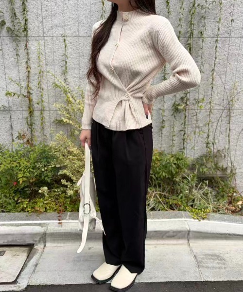 mebole(メボレ)の「Cross Waist Slim Knit Top(ニット/セーター・レディース・アイボリー/グレー・FREE)」の12枚目の写真