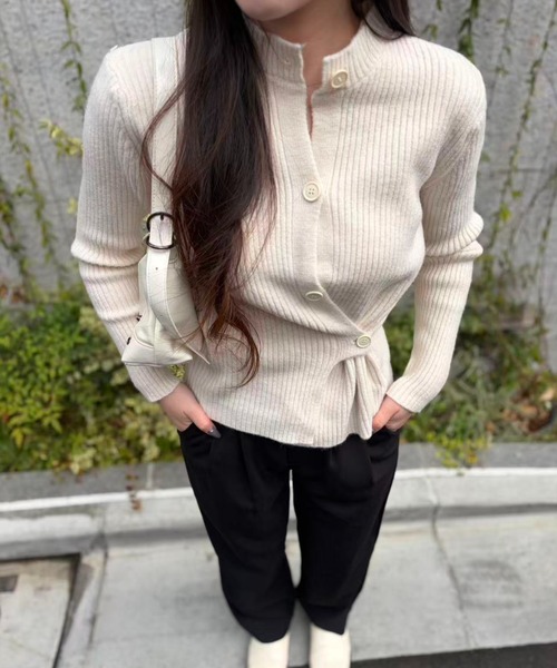 mebole(メボレ)の「Cross Waist Slim Knit Top(ニット/セーター・レディース・アイボリー/グレー・FREE)」の14枚目の写真