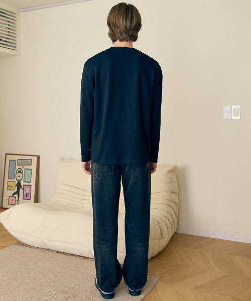 BASIC HOUSE(ベーシックハウス)の「ニットライクラウンドネック長袖TシャツブラックLZTS6105(Tシャツ/カットソー・メンズ・ブラック・FREE)」の6枚目の写真