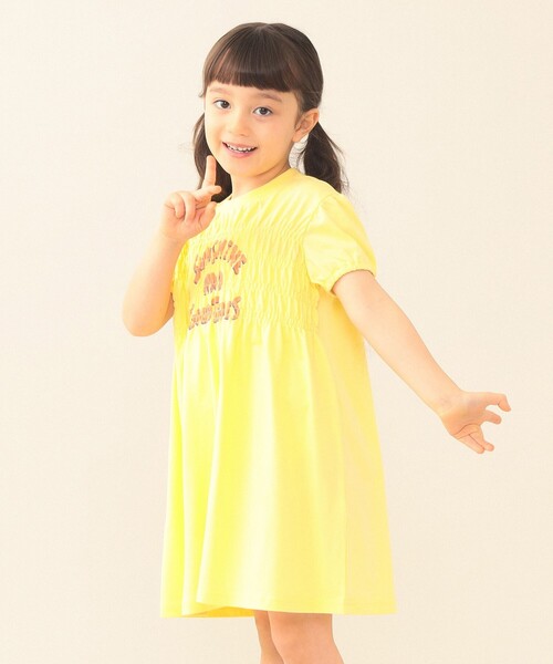 BEAMS mini(ビームスミニ)の「シャーリング カット ワンピース 2026SS(90~140cm)(ワンピース・キッズ・イエロー系その他4/チャコールグレー・140/130/120/110/100/90)」の21枚目の写真