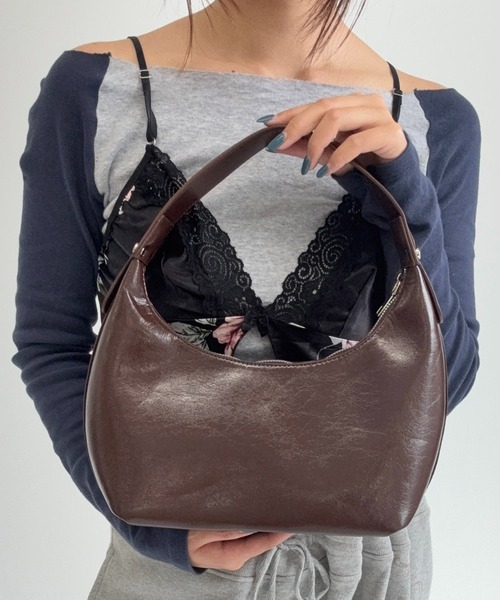 AUREN（オーレン）の「【ユニセックス】ワンショルダーミニバッグ / きれいめ / シンプル（ショルダーバッグ・レディース・ブラック/ブラウン・FREE）」の15枚目の写真