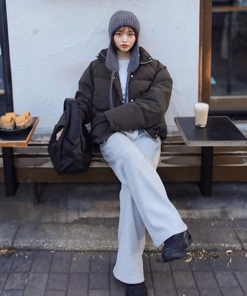 KOBE LETTUCE（コウベレタス）の「[ yuri.さんコラボ ] ナイロンショルダーバッグ（ショルダーバッグ・レディース・ブラウン/カーキブラウン/ブラック・F）」の6枚目の写真