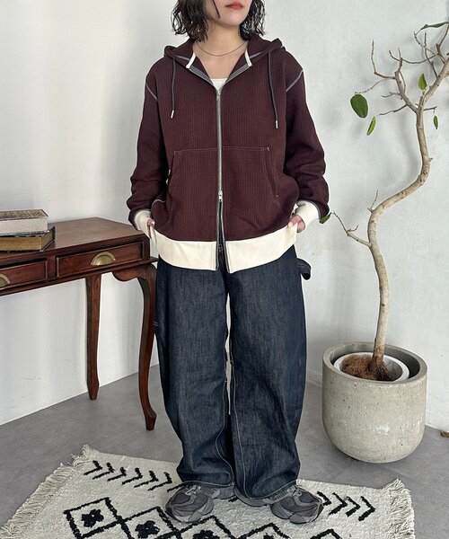 CPCM（シーピーシーエム）の「ワッフルリブ配色ジップパーカー（パーカー・メンズ・ブラウン/アイボリー・FREE）」の16枚目の写真