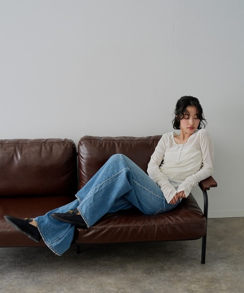 NOGLE(ノグル)の「【NOGLE/ノグル】シアーベロアヘンリーネックトップス(Tシャツ/カットソー・レディース・ブラック/ホワイト/グレー/ブラウン・FREE)」の19枚目の写真
