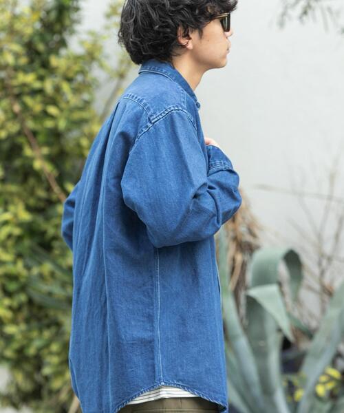 FORK&SPOON(フォークアンドスプーン)の「FORK&SPOON ペーパーデニムシャツ(シャツ/ブラウス・メンズ・ブラック/ブルー・4/5)」の13枚目の写真