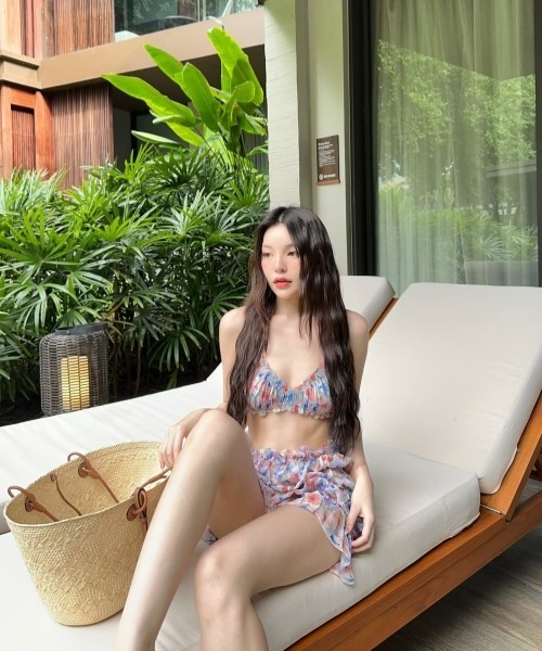 gossip!ロサンゼルス(ゴシップロサンゼルス)の「【Y2Kガーリー】レトロ スイート フリルスカート付き 3点セット水着(水着・レディース・ブルー/グリーン・FREE)」の18枚目の写真