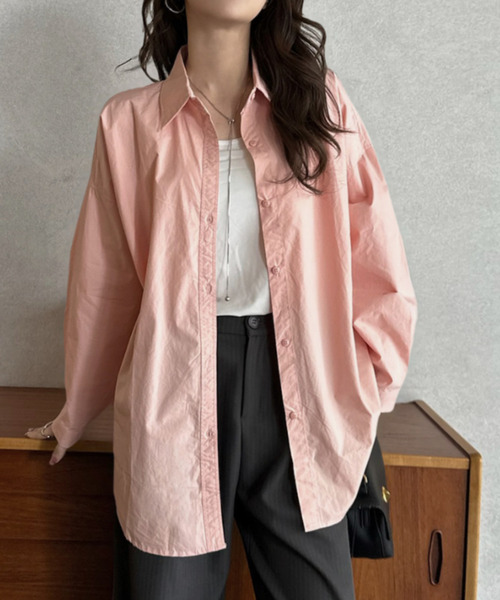 Eclat one(エクラワン)の「【Eclat one】ルーズフィット レギュラーカラー ドロップショルダー シャツ(シャツ/ブラウス・レディース・ブルー/ピンク/ホワイト・FREE)」の4枚目の写真