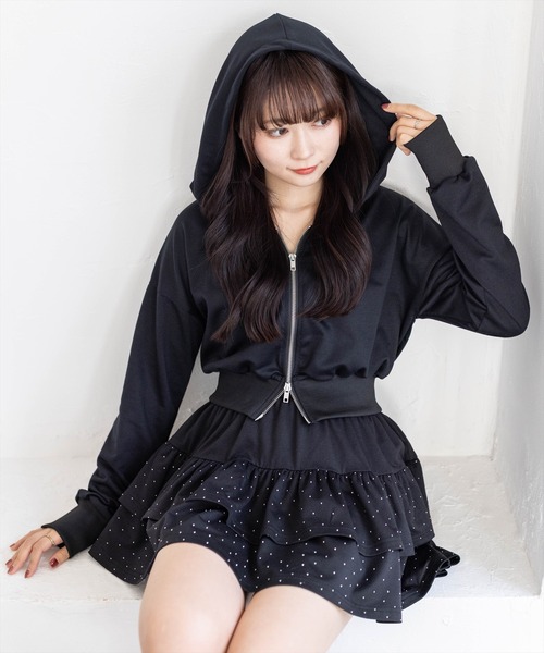 clear（クリア）の「ワンポイントラインストーンパーカー(セット可)[カジュアル 着回し抜群 大人]≪新作≫（パーカー・レディース・ブラック/グレー・F）」の10枚目の写真