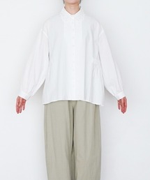 オオカミとフクロウ（オオカミとフクロウ）の「オオカミと小鳥の囀る木の下で（シャツ/ブラウス）」