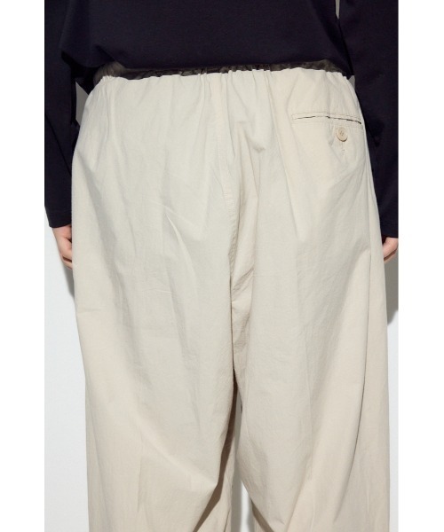 AZUL by moussy(アズールバイマウジー)の「パラシュートパンツ(スラックス・メンズ・ブラック/カーキ/ベージュ・MEDIUM/LARGE)」の21枚目の写真