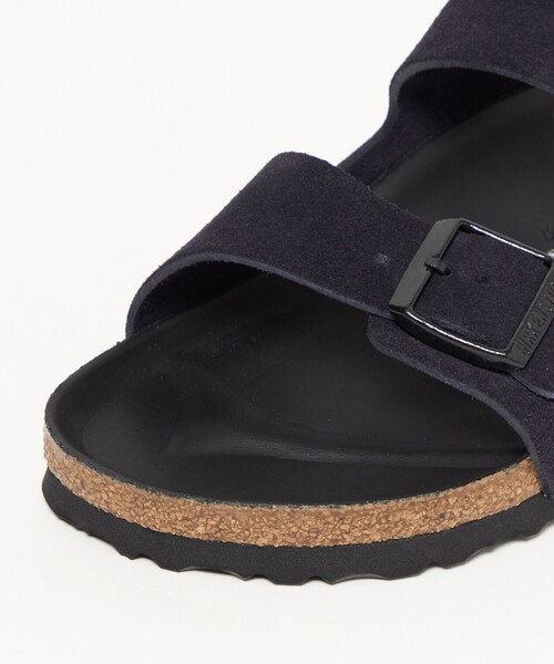 BIRKENSTOCK(ビルケンシュトック)の「【別注】<BIRKENSTOCK>アリゾナ サンダル(サンダル・メンズ・ネイビー・44/43/42/41/40/39)」の5枚目の写真