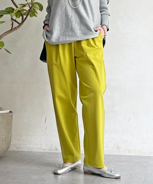 un dix cors（アンディコール）の「360度ストレッチテーパードパンツ（その他パンツ・レディース・グレイッシュベージュ/ブラック/イエロー/ネイビー・FREE）」の4枚目の写真