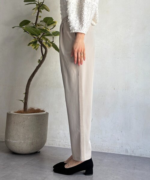 un dix cors（アンディコール）の「360度ストレッチテーパードパンツ（その他パンツ・レディース・グレイッシュベージュ/ブラック/イエロー/ネイビー・FREE）」の12枚目の写真