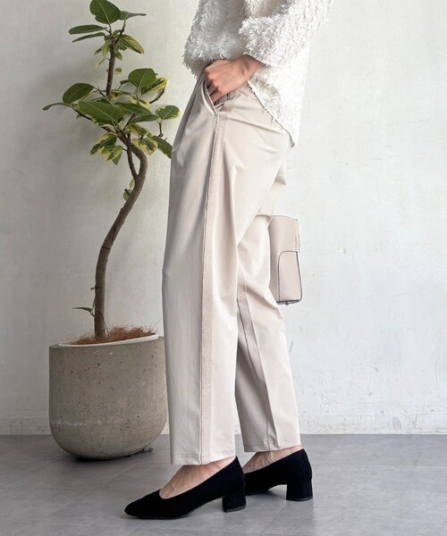 un dix cors（アンディコール）の「360度ストレッチテーパードパンツ（その他パンツ・レディース・グレイッシュベージュ/ブラック/イエロー/ネイビー・FREE）」の19枚目の写真