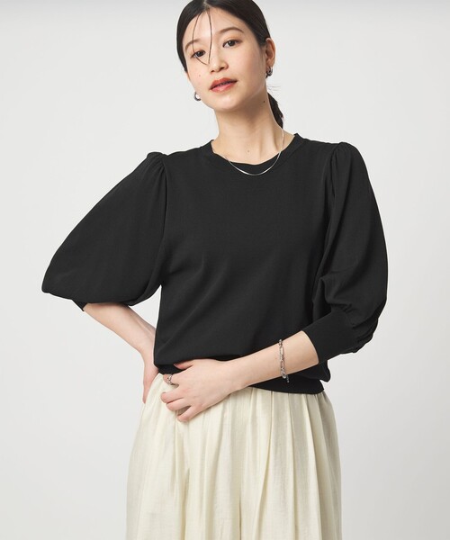 green label relaxing(グリーンレーベルリラクシング)の「【WEB限定】<at ease>袖ボリューム ニット ウォッシャブル 接触冷感 UVカット 遮熱(ニット/セーター・レディース・ブラック/ホワイト/ダークブラウン/イエロー・FREE)」の5枚目の写真