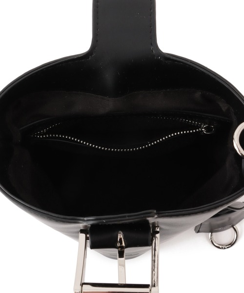 le cercle ADAM ET ROPE'(ルセルクルアダムエロペ)の「【George Cinq(ジョルジュサンク)】BELED BACKET BAG(S)/WEB限定(ショルダーバッグ・レディース・キャメル/ブラック系その他2/ブラック・FREE)」の8枚目の写真