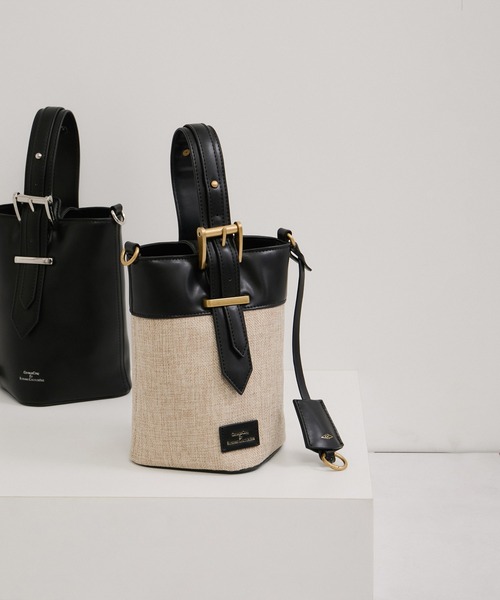 le cercle ADAM ET ROPE'(ルセルクルアダムエロペ)の「【George Cinq(ジョルジュサンク)】BELED BACKET BAG(S)/WEB限定(ショルダーバッグ・レディース・キャメル/ブラック系その他2/ブラック・FREE)」の4枚目の写真