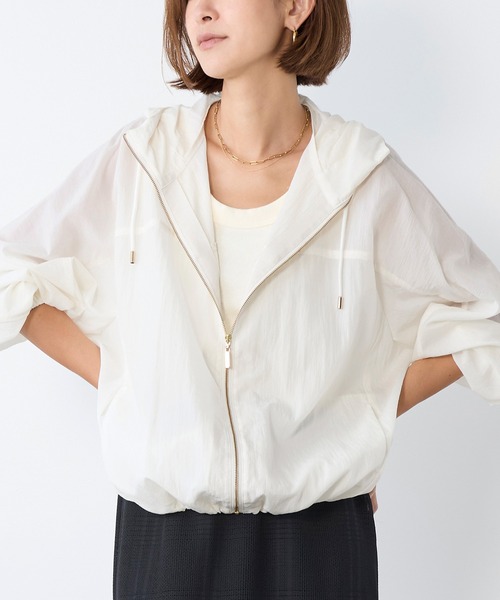 MICA&DEAL（マイカ＆ディール）の「シアーフーデットブルゾン（その他アウター・レディース・グレイッシュベージュ/ブラック/オフホワイト・FREE）」の4枚目の写真