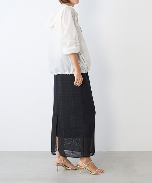 MICA&DEAL（マイカ＆ディール）の「シアーフーデットブルゾン（その他アウター・レディース・グレイッシュベージュ/ブラック/オフホワイト・FREE）」の9枚目の写真