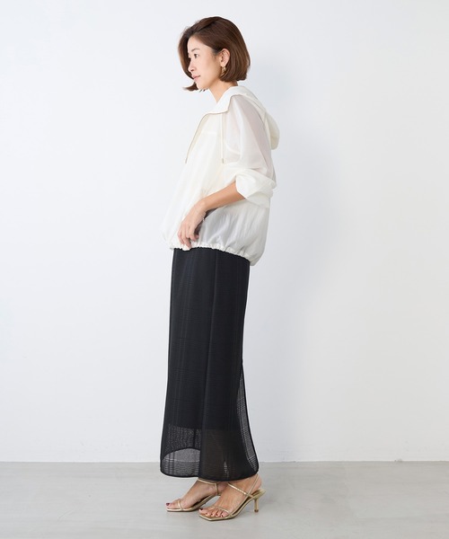 MICA&DEAL（マイカ＆ディール）の「シアーフーデットブルゾン（その他アウター・レディース・グレイッシュベージュ/ブラック/オフホワイト・FREE）」の11枚目の写真