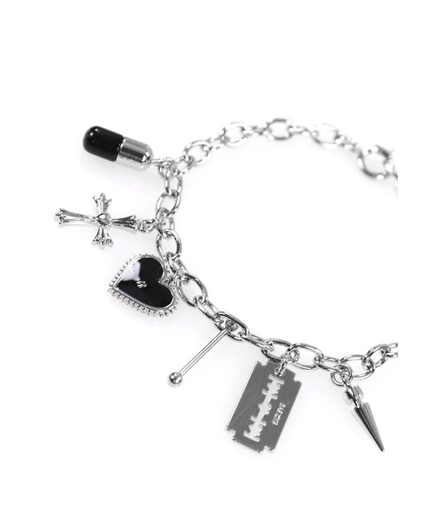 BASICKS（ベイシックス）の「MULTIPLE METAL BRACELET（ネックレス・メンズ・シルバー・OS）」の3枚目の写真