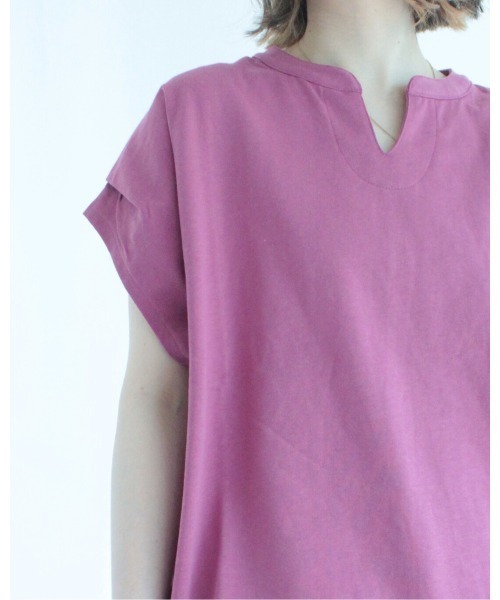 amini(アミニ)の「キーネックフレンチスリーブカットソー(Tシャツ/カットソー・レディース・アイボリー/ブラック/チャコールグレー/ピンク・MEDIUM)」の11枚目の写真