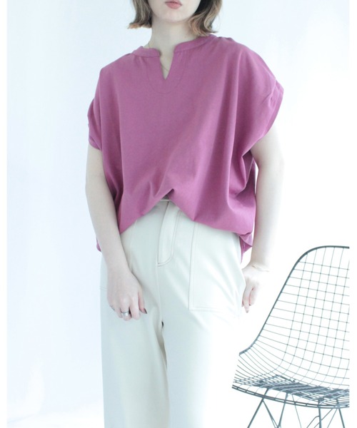 amini(アミニ)の「キーネックフレンチスリーブカットソー(Tシャツ/カットソー・レディース・アイボリー/ブラック/チャコールグレー/ピンク・MEDIUM)」の13枚目の写真